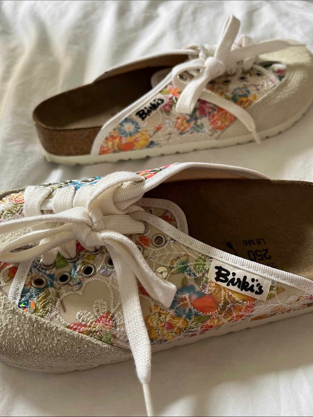 Birkenstocks Birki’s women’s size 39 US 8 floral slip on lace sequin embroidery - Picture 10 of 10